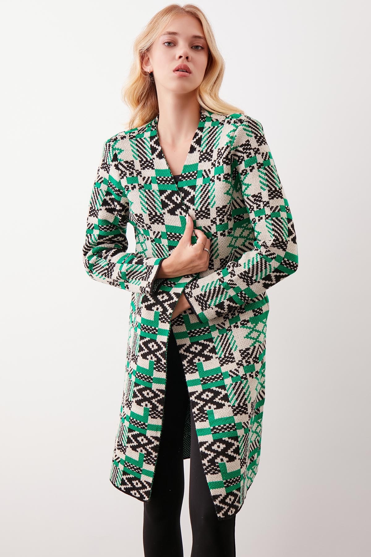 Desenli Uzun Triko Hırka - Thumbnail