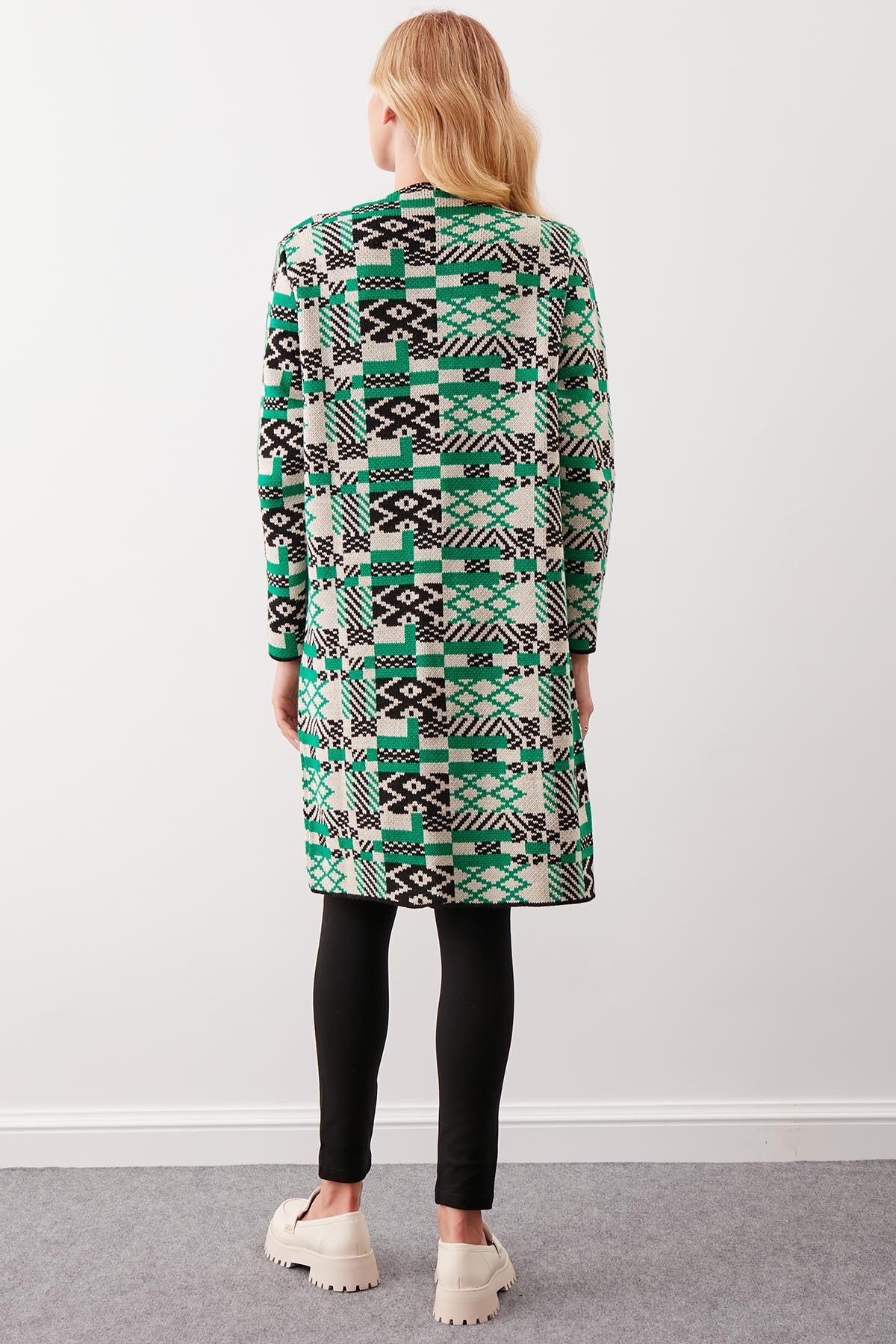 Desenli Uzun Triko Hırka - Thumbnail