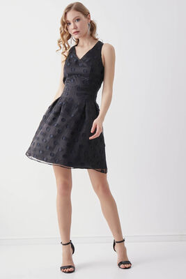 Desenli V Yaka Elbise - 12