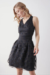 Desenli V Yaka Elbise - 13