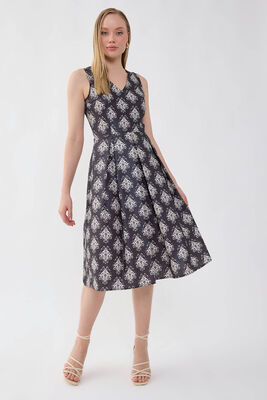 Desenli V Yaka Pileli Beli Kuşaklı Elbise (1)