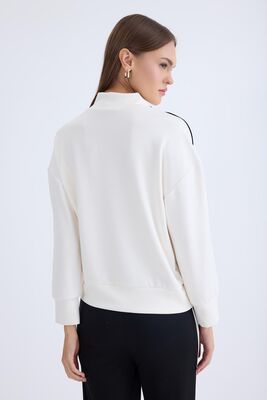 Dik Yaka Kenarı Şeritli Bluz - Thumbnail (8)