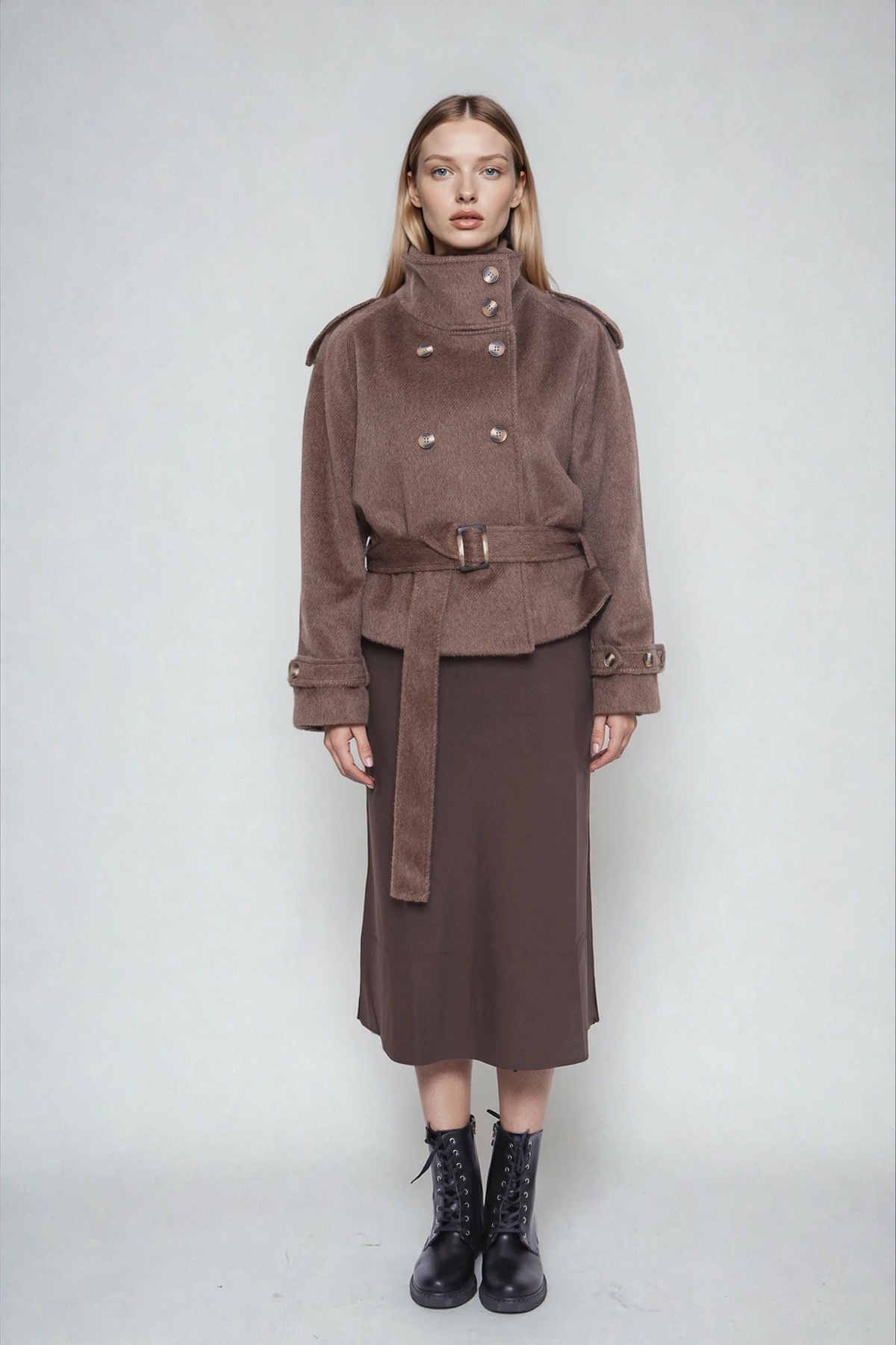 Dik Yaka Kısa Kaşe Kaban - Thumbnail