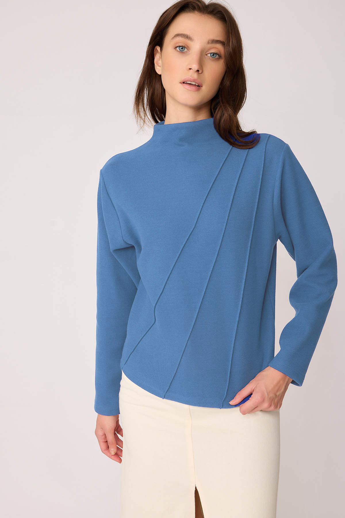 Dik Yaka Önü Dikişli Arkası Fermuarlı Bluz - Thumbnail