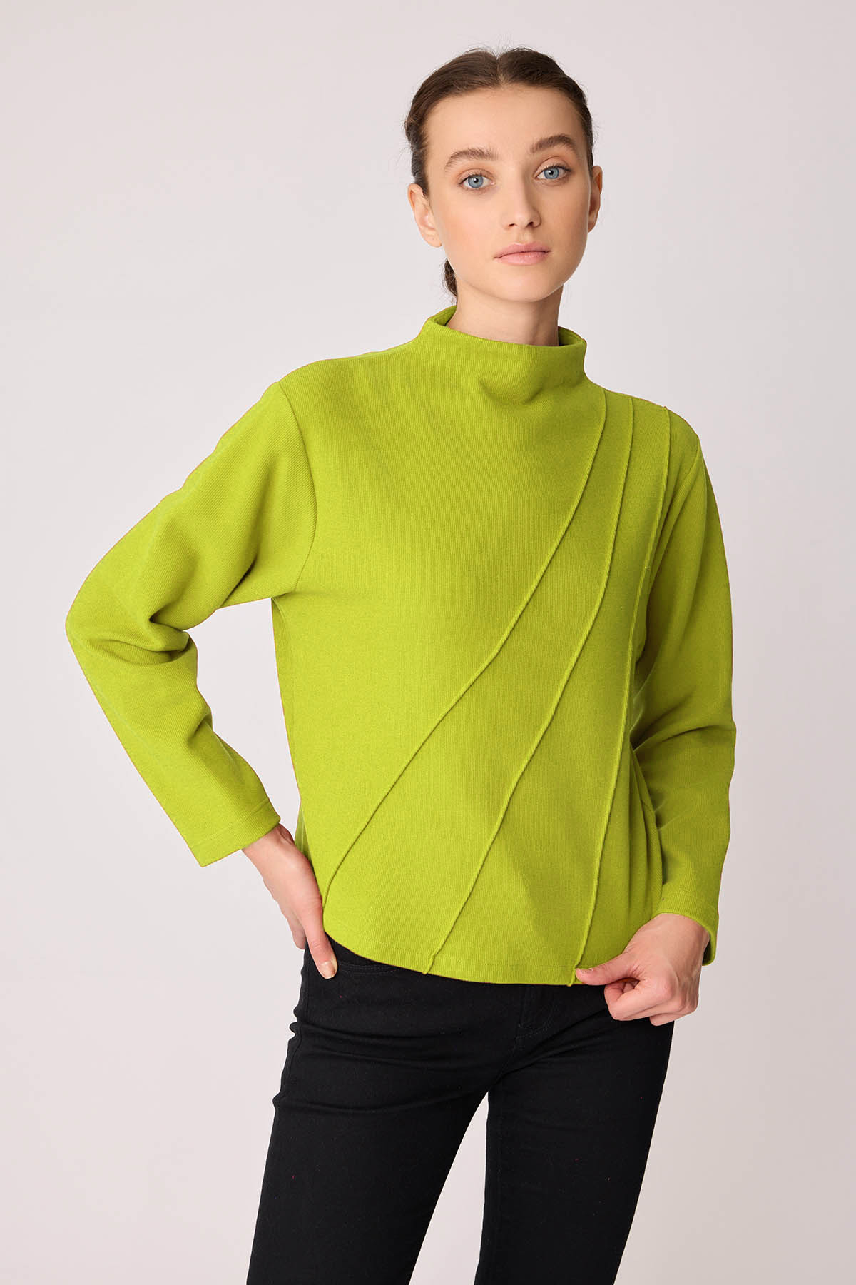 Dik Yaka Önü Dikişli Arkası Fermuarlı Bluz - Thumbnail