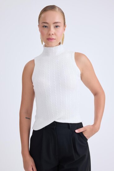 Dik Yaka Örgü Desen Sıfır Kol Triko Bluz - 1