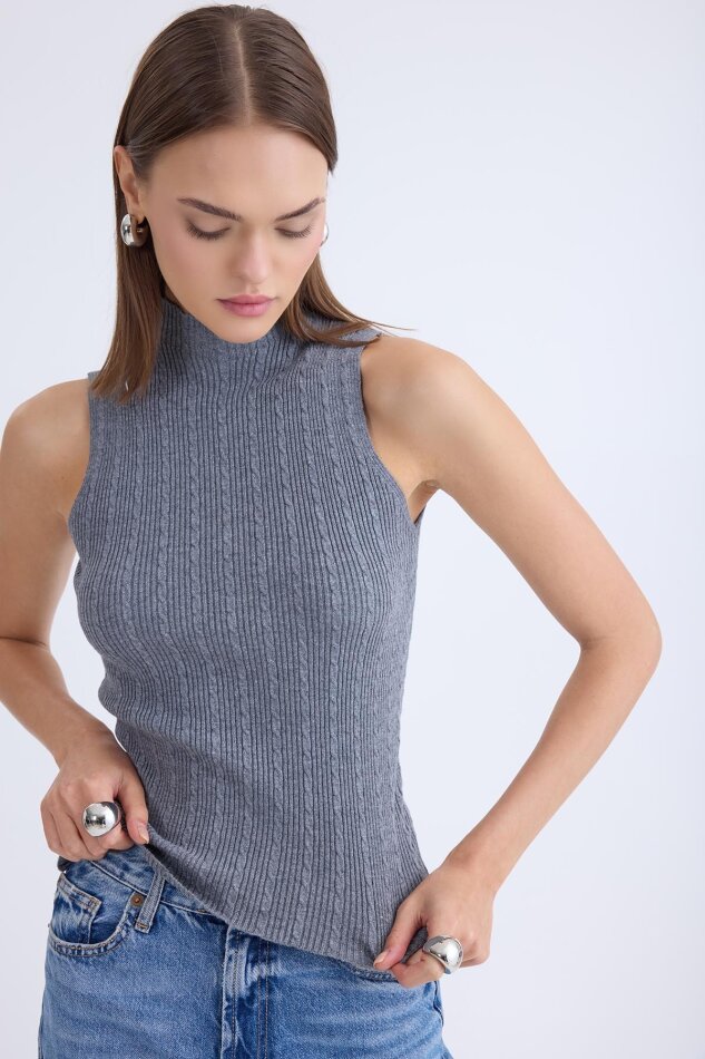 Dik Yaka Örgü Desen Sıfır Kol Triko Bluz - 12