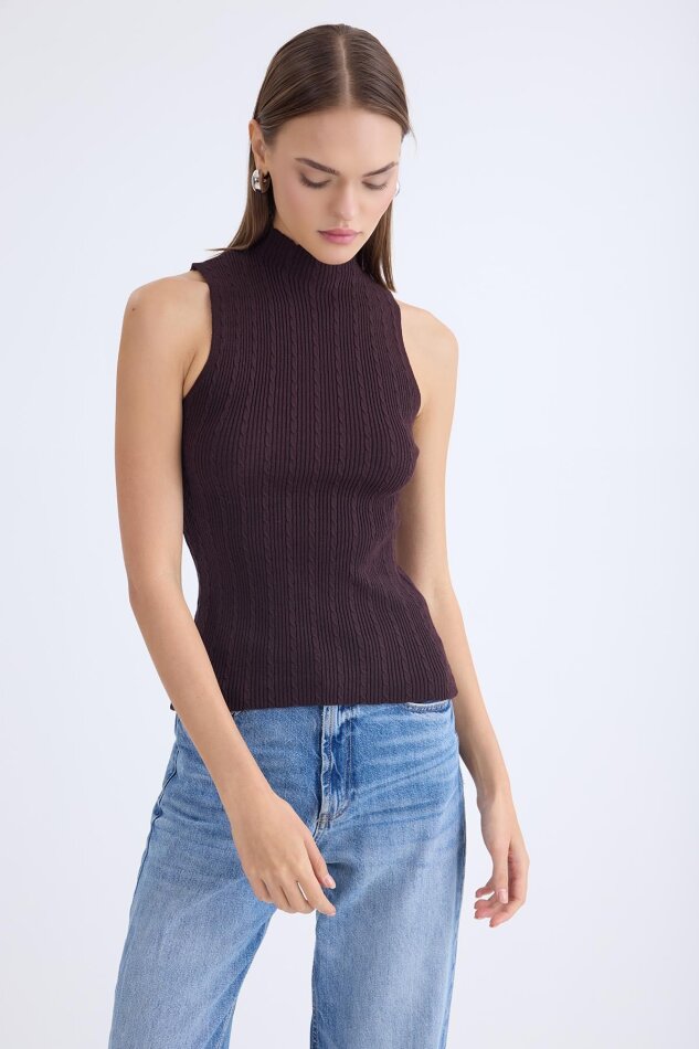 Dik Yaka Örgü Desen Sıfır Kol Triko Bluz - 30