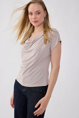 Dökümlü Degaje Yaka Bluz (1)