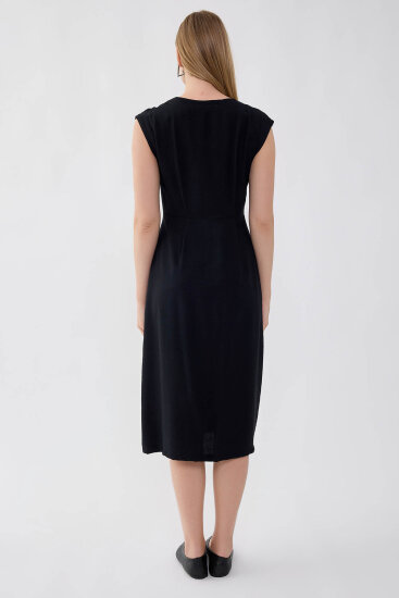 Düğmeli V Yaka Elbise - 11