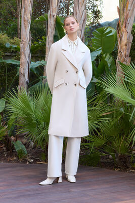 VİTRİN - Düşük Omuzlu Uzun Kaban (1)