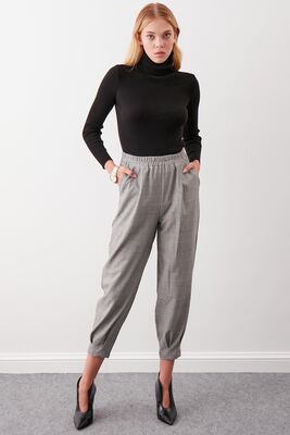 VİTRİN - Ekose Desen Pileli Havuç Pantolon