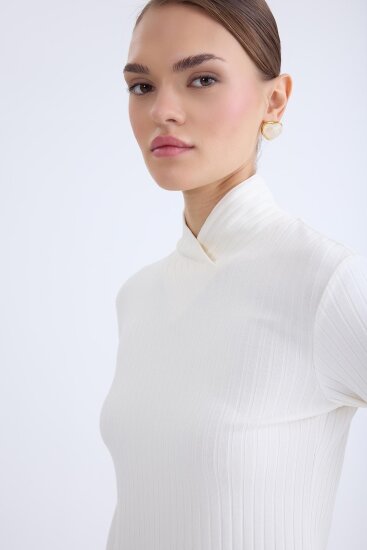 Fitilli Kumaş Önü Detaylı Uzun Kol Bluz - 7