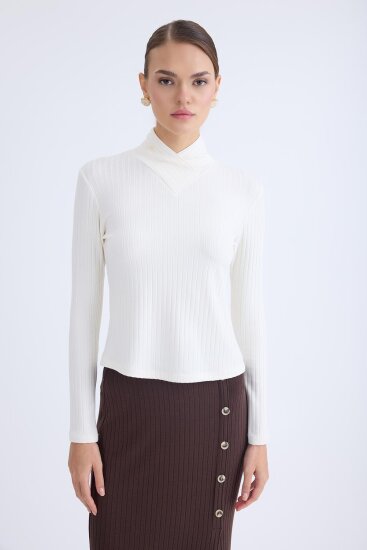 Fitilli Kumaş Önü Detaylı Uzun Kol Bluz - 10