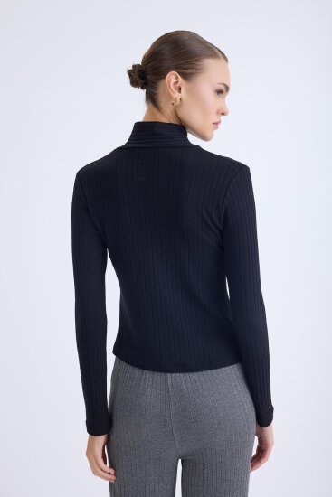 Fitilli Kumaş Önü Detaylı Uzun Kol Bluz - 21