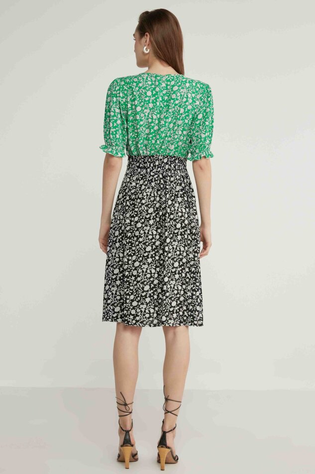 Garnili Çıtır Çiçek Desen V Yaka Elbise - 12