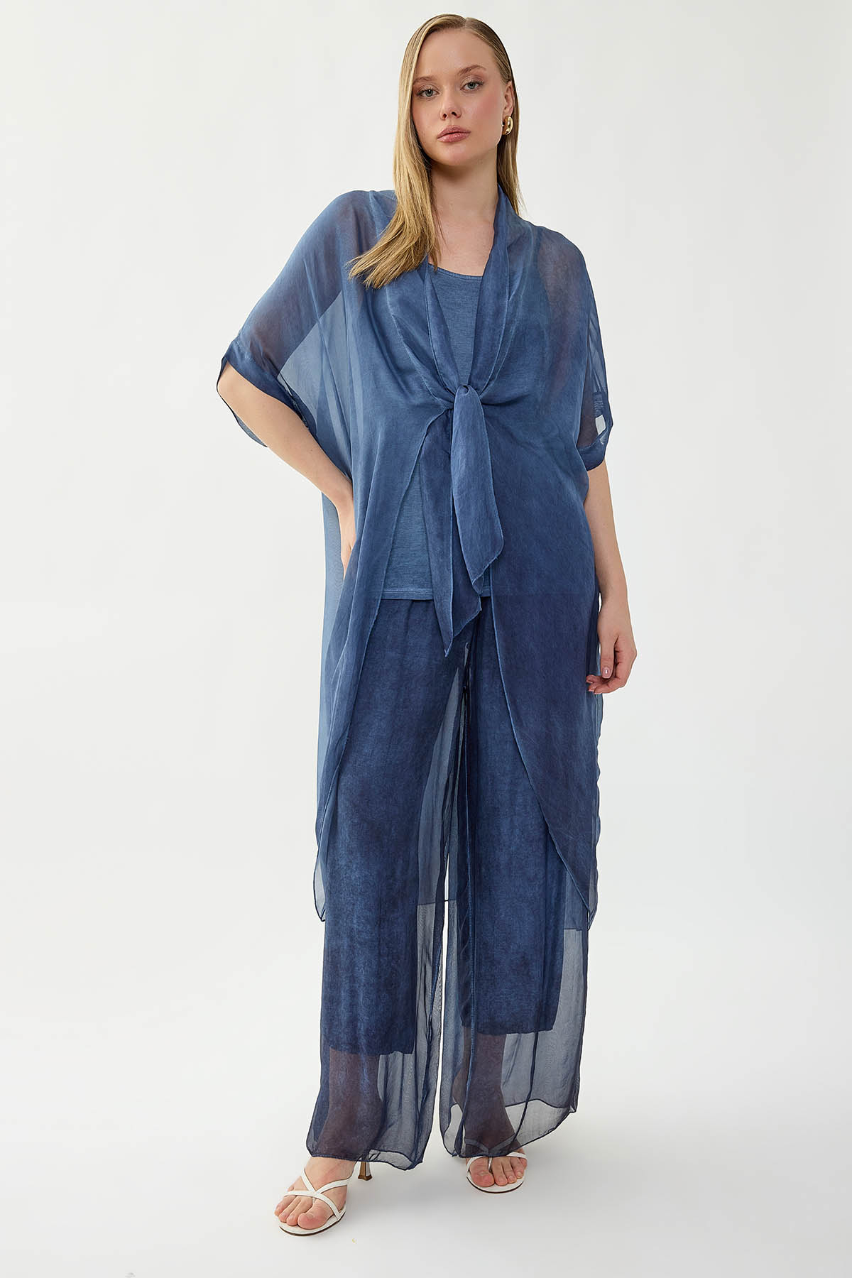 İçi Atletli İpek Hırka - Thumbnail