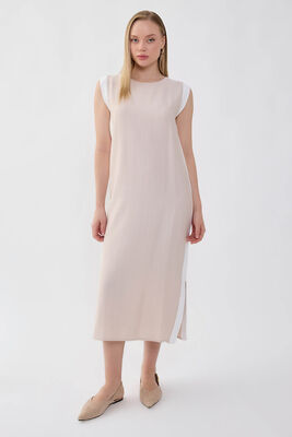 İki Renk Yanları Yırtmaçlı Elbise