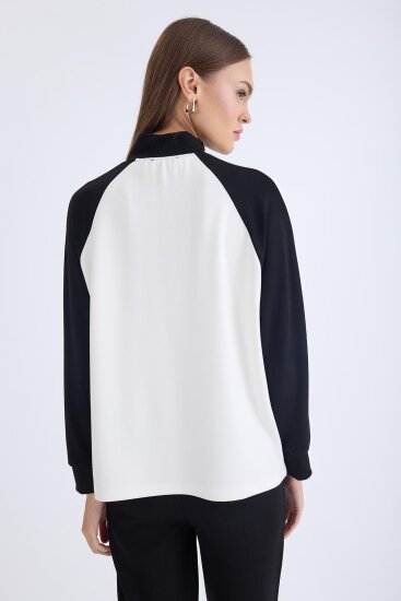 İki Renk Yarım Fermuarlı Uzun Kol Sweat - 4