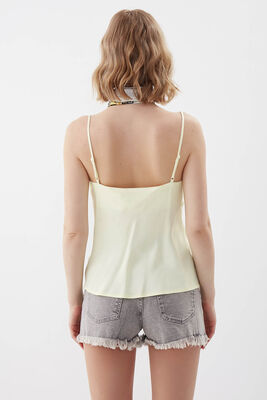 İp Askılı Degaje Yaka Saten Bluz - 44