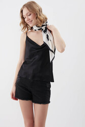 İp Askılı Degaje Yaka Saten Bluz - 45