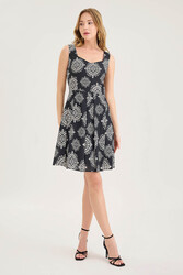 Kalın Askılı Desenli Pileli Mini Elbise - 10