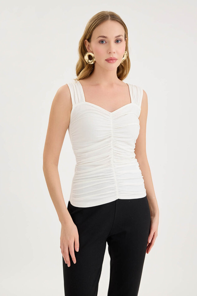 Kalın Askılı Önü Büzgülü Bluz - 4