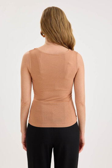 Kalın Askılı Önü Büzgülü Bluz - 11