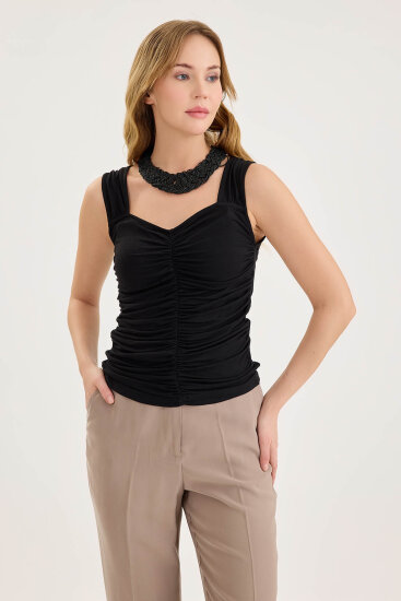 Kalın Askılı Önü Büzgülü Bluz - 18