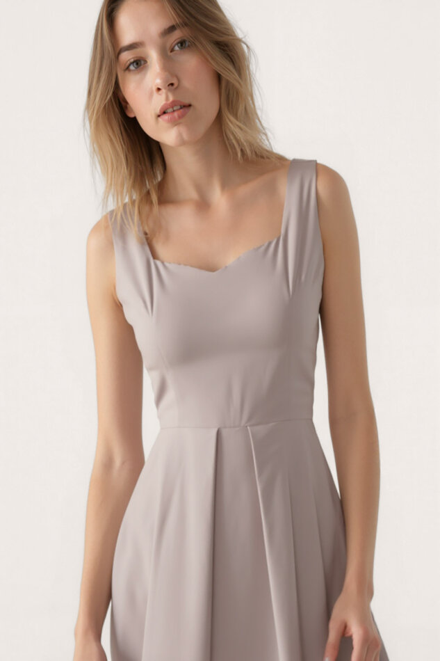 Kalp Yaka Sıfır Kol Pileli Elbise - 25