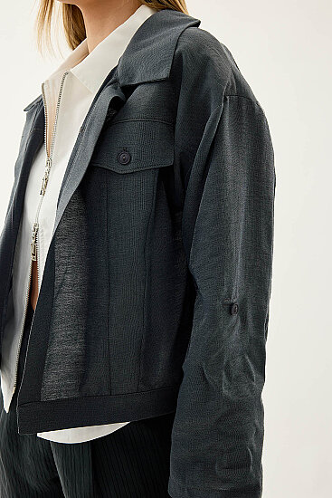 Kapak Cepli Kol Detaylı Crop Gömlek - 19