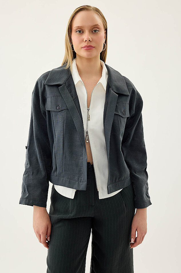 Kapak Cepli Kol Detaylı Crop Gömlek - 16