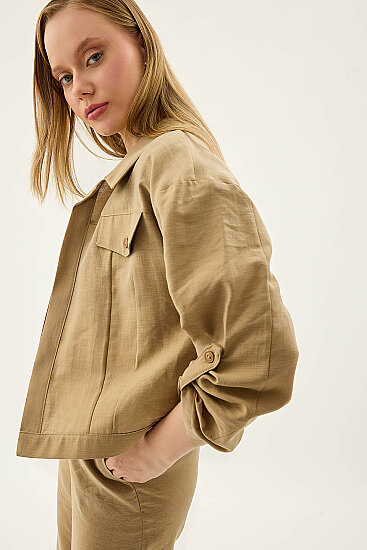 Kapak Cepli Kol Detaylı Crop Gömlek - 34