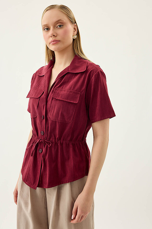 Kapak Cepli Önü Büzgülü Kısa Kol Bluz - 3