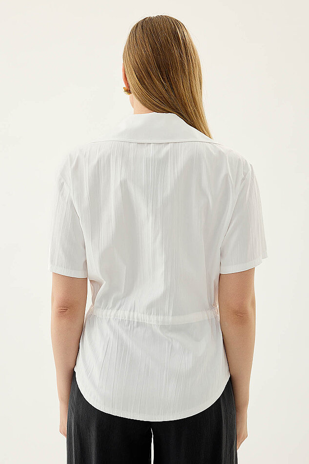 Kapak Cepli Önü Büzgülü Kısa Kol Bluz - 9