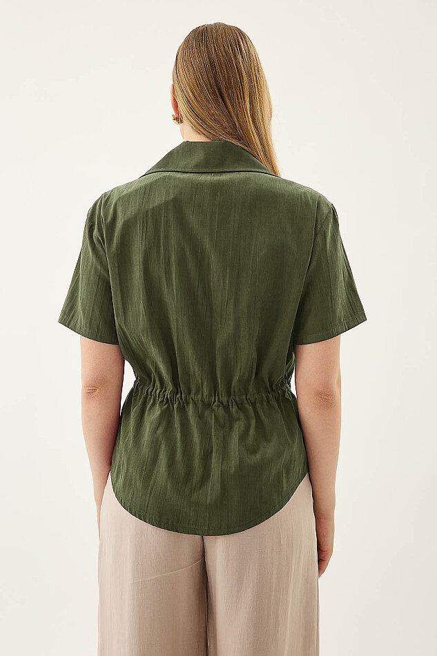 Kapak Cepli Önü Büzgülü Kısa Kol Bluz - 14