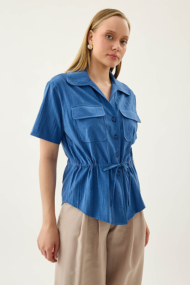 Kapak Cepli Önü Büzgülü Kısa Kol Bluz - 19