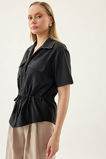 Kapak Cepli Önü Büzgülü Kısa Kol Bluz - 23