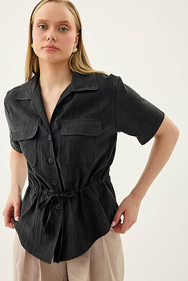 Kapak Cepli Önü Büzgülü Kısa Kol Bluz - 25