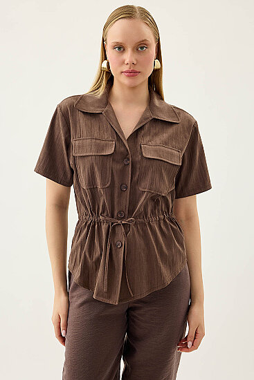 Kapak Cepli Önü Büzgülü Kısa Kol Bluz - 32