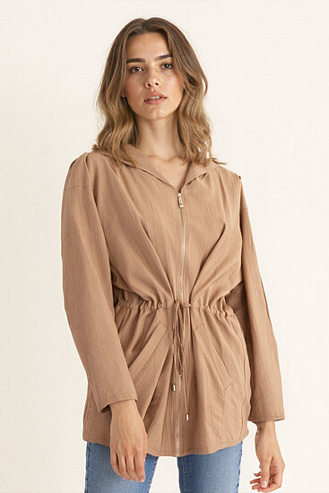 Kapüşonlu Beli Büzgülü Fermuarlı İnce Ceket - 29