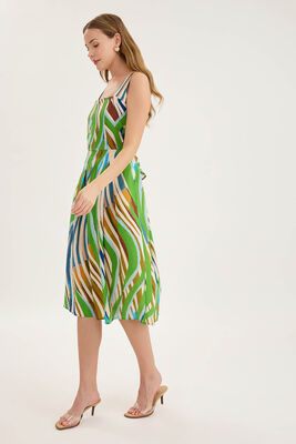 Kare Yaka Önü Düğmeli Desenli Sıfır Kol Elbise - 8