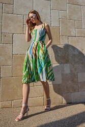 Kare Yaka Önü Düğmeli Desenli Sıfır Kol Elbise - 2