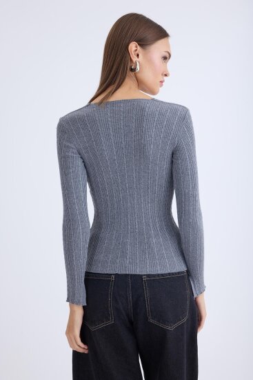 Kare Yaka Uzun Kol Triko Bluz - 12