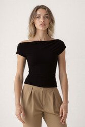 Kayık Yaka Bluz - 13