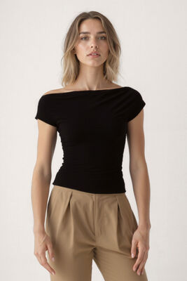 Kayık Yaka Bluz - 13