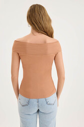 Kayık Yaka Bluz - 5