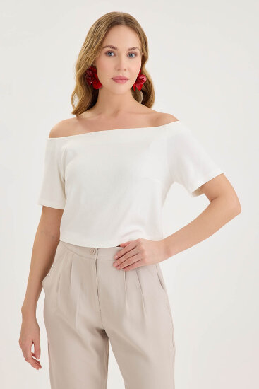 Kayık Yaka Crop Bluz - 1