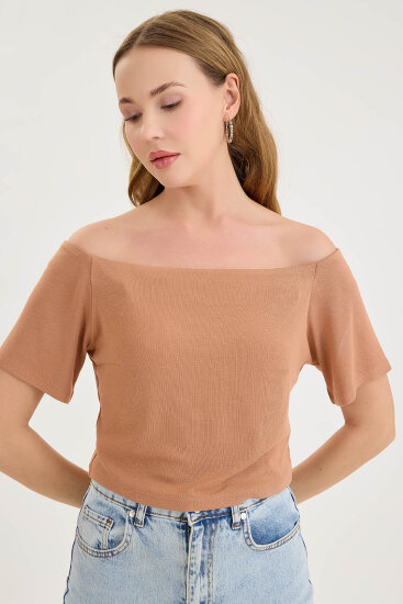 Kayık Yaka Crop Bluz - 9