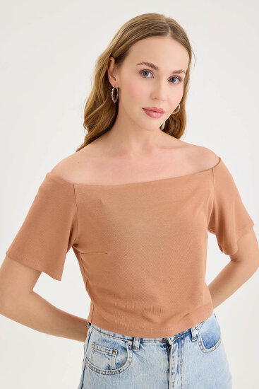 Kayık Yaka Crop Bluz - 12